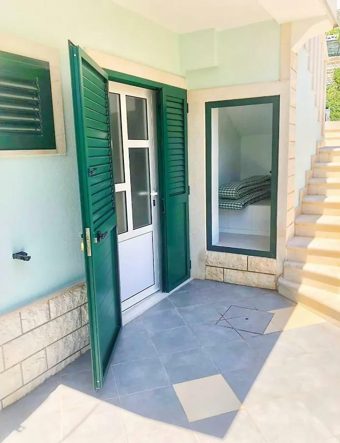 Studio Apartman Noa Apartment Trogir