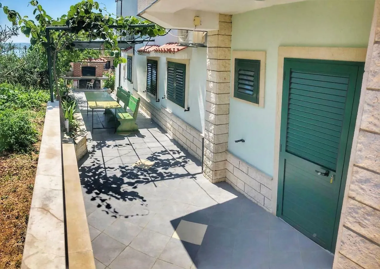 Studio Apartman Noa Apartment Trogir
